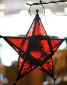 Estrela de vidro vermelha - Fonte: squidoo.com